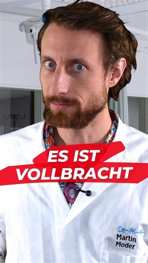 Martin Moder on Instagram: "Ich bin der erste Österreicher, der sowohl Doktor der molekularen Medizin als auch zertifizierter Quantenheiler ist.  ▪︎ Video in voller Länge & Quellen auf YouTube: "Ich mache den absurden QUANTENHEILER online Kurs". Link in Bio. ▪︎ #wissenschaft #sciencecommunication #science #forschung #Esoterik #quantenheilung #quantumhealing"