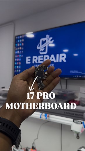 Proud to lead innovation in tech education 💻 Our Updation Batch students just attended India’s first 17 Series motherboard class! Hands-on with the latest technology — shaping tomorrow’s experts today. #FirstInIndia #UpdationBatch #FutureReady #erepairinnovative | E Repair Innovative