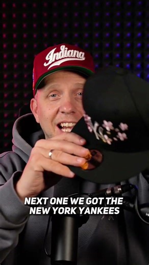 🌸👀 CHERRY BLOSSOM on BLACK is back… and it’s pure clean chaos 🧢