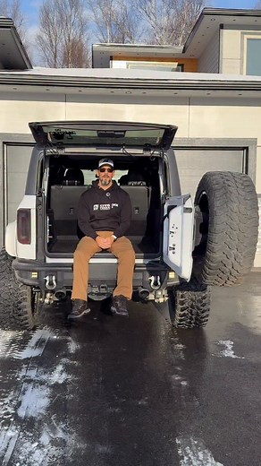 @extremeterrain is having one of its biggest sales of the year! The annual Black Friday sale running from Nov 20 to Dec 05 where you can grab savings of up to 60% on over 100 popular brands!! Get your loved one the parts they deserve! #extremeterraincreator #fordbronco #4x4parts #4x4 #blackfridaysale | Rhett Michael Goodrich