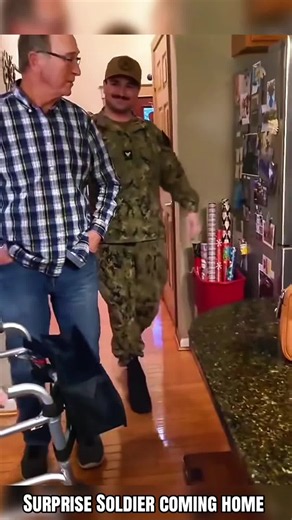 Surprise soldier coming home 😱😭 #soldiercominghome #military #army #surprise #tiktokgrowthchallenge