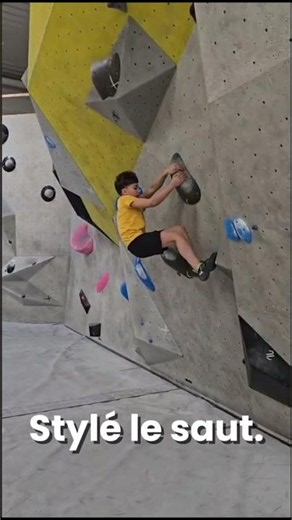 saut très stylé. #viral #bouldering #workout #climbing #acrobatics #escalade #escalade #saut