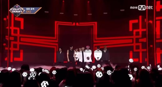 EXOの前夜 ダンス：最強なパフォーマンス❤️