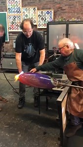 220K views · 4.4K reactions | Lino in 2020 working in the Hot Shop on creating a beautiful Maracaibo. #maestro #linotagliapietra #seattle #glass #glassart #glassblowing #summer #glassblower #arte #artworld #colorful #murano #artgram #artist #craft #themaestroatwork #technique #design #tradition #blowpipe #canework #craftsmanship #muranoglass #sonolino #fineart | Lino Tagliapietra Inc | Facebook