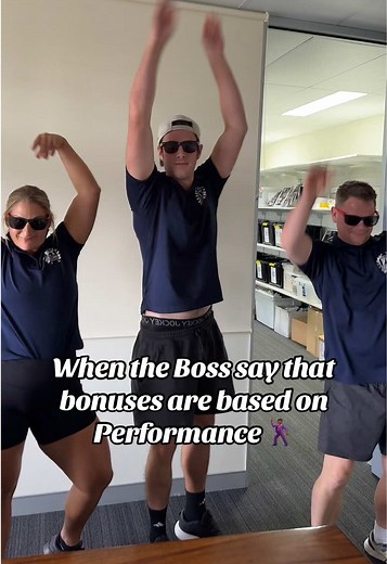 Performance based bonuses 🕺🏾 #FITCollege #teamfitcollege #performancebased #performance #performancetraining #studyfit #personaltrainer #personaltraining #officehumor #officehumour #officefun #teamawesome #buttons #pussycatdolls #fyp #foryou @Sam Russell