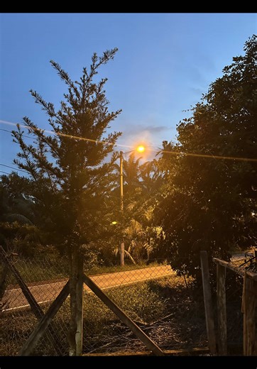 这次化的妆容 有点奇怪嘻嘻嘻 勉强看一下呗🆕❤️‍🔥#流量 #推荐 #流量 #推荐 #流量