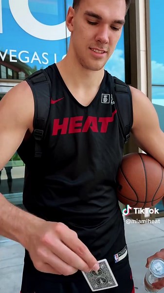 The Illusion of Fake Magic Tricks Revealed