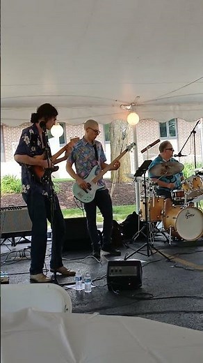The Saratogas #yachtrock #contemporary #music #easylistening The Doobie Bros #summer #concert #live