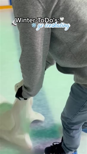 Eislaufen macht so Spaß!!!⛸️❄️ könnt ihr Eislaufen? 🫣🤍 #foryou