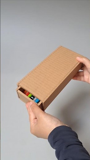 Kotak pensil dari kardus bekas SANGAT MUDAH MEMBUAT NYA !!