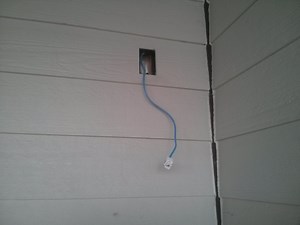 Problem mounting camera over single gang box