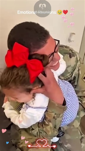 They're finally reunited #respect #reunion #familythings #familytime #suprise #cominghome