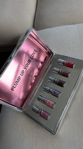 PEYA BIPASHA on Instagram: "I’m absolutely loving the new unreleased YSL Loveshine Plumping Lip Oil Gloss! The formula is so smooth, hydrating, and gives the most beautiful glossy finish. I’ve been trying out six of their stunning new shades 44, 01, 06, 04, 07, and 02 and they’re all absolutely gorgeous. This must have launches on March 28, and I can’t wait for you to try it! @ysl @yslbeauty"