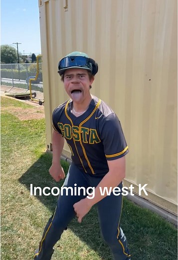 West ain’t ready for fat 10#iwannapunchchubb #snuzz #huzz#jv #game #baseball #36sougly