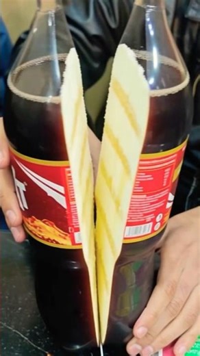 Coca-Cola Bottle Turned Cake at Pizza Shop 🍰🍕