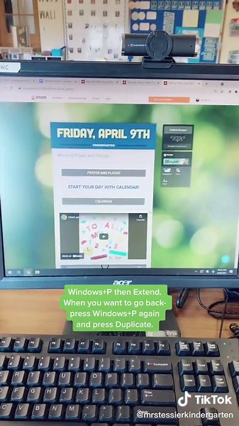 Best Teacher Trick: Windows P Extend & Duplicate