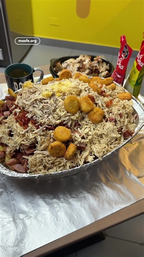 Divertido Trend de la Salchipapa con Amigos