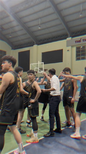 Chicken Dunk: Fun and Exciting Basketball Tricks for Everyone