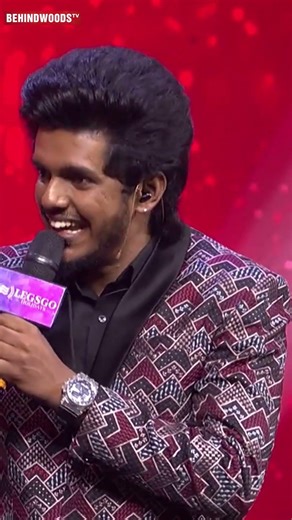 “எத்துன வீட்டு போயிருக்கீங்கனு தெரியல!” 😂🔥மேடையில் கலாய்த்த Dushara Vijayan 💥