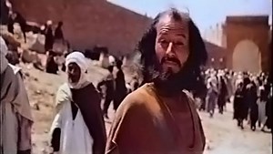 10 أفلام قديمة عالقة في ذاكرة السينما العربية