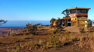 Staff, community remember former Hawaiian Volcano Observatory, Jaggar Museum as demo nears completion | Big Island Now