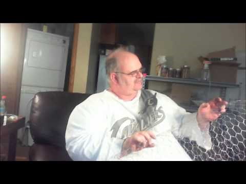 CHICKEN WIRE FISH TRAP