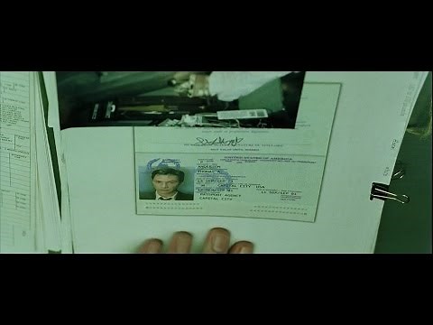 Matrix (1999) - Le passeport de Néo expire un 11 septembre 2001