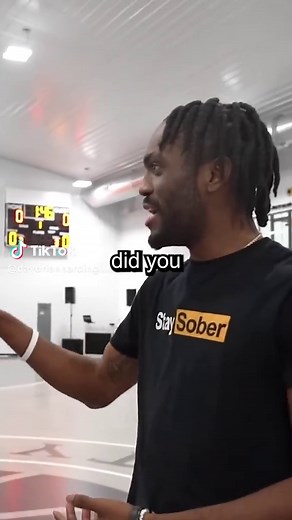 D’Aydrian Harding (@daydrianharding)’s video of D'Aydrian Harding