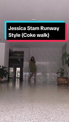 Jessica Stam Runway Style: Iconic Coke Walk from the 2000s