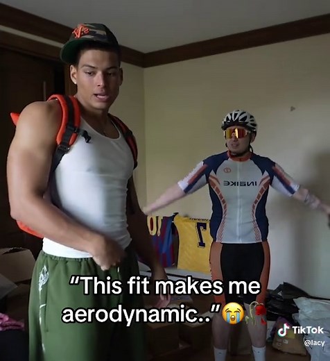 Aerodynamic Outfit Ideas for Cyclists