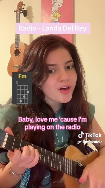 Radio - Lana del Rey: Ukulele Chords and Covers