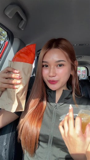 Ilocos Empanada! 🤤 #fyp #foodie #yum #ilocosempanada #mukbang