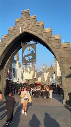 Grad Bash 2025: Unforgettable Celebration at Universal Studios