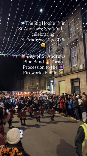 🏴󠁧󠁢󠁳󠁣󠁴󠁿The Big Hoolie Ceilidh 🕺 in St Andrews, Scotland 🎶 celebrating St Andrews Day 2025 😃 🥁 City of St Andrews Pipe Band 🔥 Torch Procession to the 🎆 Fireworks Finale ✨ The Big Hoolie is organised by BID St Andrews #standrews #standrewsday #scotland #visitscotland #scotlandtravel #fife #thebighoolie | Real St Andrews