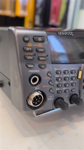 KENWOOD TS-2000 – The all-band legend that takes you from HF to satellite in one fearless leap… one rig, zero limits. 🚀📡 #Kenwood #TS2000 #HamRadio #AmateurRadio #AllBand #SatelliteReady #HFtoUHF #RadioLife #BornToTransmit | Radioworld Ltd