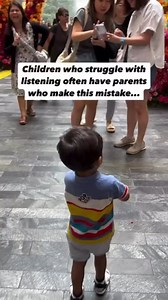 @socialwildfamily 💜🥹 Ok this might sound surprising to many but it’s true. They don’t practice active listening. Kids who struggle with listening need active listening skills to better understand and communicate. Without these, they may miss key details, struggle to follow instructions, and face unnecessary frustration. Active listening is vital for effective communication and learning. It keeps kids engaged in conversations and tasks. Here’s how you can help: 📍Model Good Listening: Make eye 