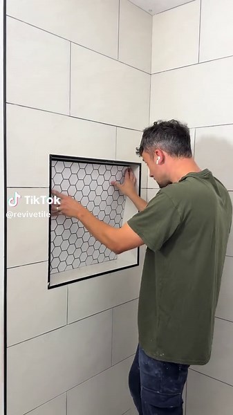 Custom Niche Tile Ideas for Stylish Showers