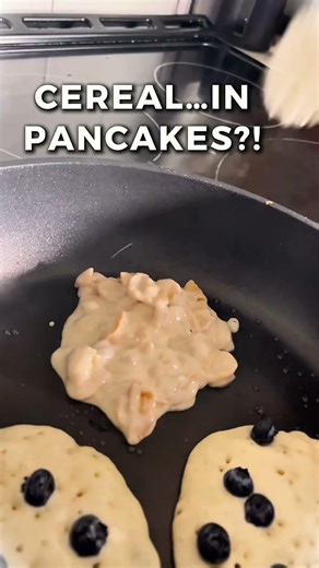 Cereal Blueberry Pancakes (Part II) | Quick Bites