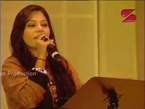 Sanam Marvi in her melodious voice sings 'Muhinja Yaar Mitha' at our musical evening in Dubai. Sindhyat Jee Mauj - Program held in Dubai in 2010. Lyrics- Govardhan Bharati, Music - C Arjun.This song was soung by Kamla Keswani. | Sindhi Sangat