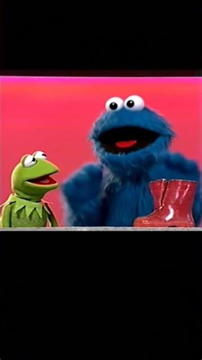 Cookie Monster Busting Mad Rhymes With Kermit