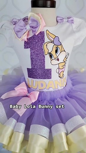 Adorable Baby Lola Bunny Set: Perfect for Your Looney Tunes Party