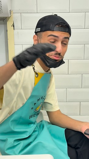 1K views · 32 reactions | 藍藍鸞 #comedyreels #highlights #fbreelsfypシ゚ | Less Go | Facebook