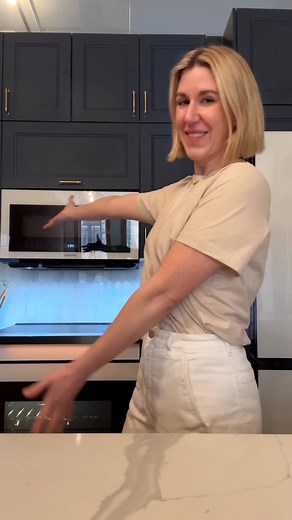 Pasta tequila? Yes, please! Watch @Justine Doiron use the new Samsung Bespoke Slide-In Induction Range for some magic pasta. #BespokeAI #GenerativeAI #SmartHome #SamsungPartner #FoodTikTok #DinnerIdeas