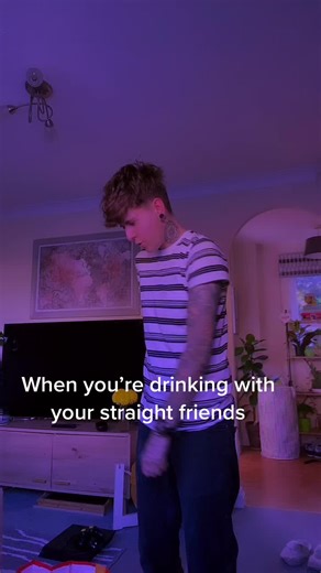 Why are you girls like this 😂😂 #shadowbanned #lgbtq #fypツ #tomboy #masclesbians
