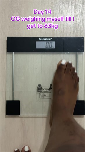 I’ve been here before, and I remind myself of that when the scale doesn’t move the way I hoped. As a mum of three little ones under six, my days are full, loud, and unpredictable—and yet I still choose to show up for myself. Even when I’m tired, even when progress feels slow, I stick to the habits I know work. I’ve learned that my body doesn’t always respond instantly, but it does respond to consistency. Every balanced meal, every walk, every decision to try again tomorrow is quietly adding up, 