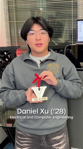 🎆 Happy Holidays! 🎆 From the Vanderbilt School of Engineering and the Digital Fabrication Lab ✨ 🎥 Special thanks to David Florian, Assistant Professor of the Practice of Chemical and Biomolecular Engineering, and Daniel Xu (Electrical and Computer Engineering, ’28) for this lesson in 3D printing and for helping create some holiday cheer ✨🖨️ Learn more: https://www.digitalfabricationlab.com | Vanderbilt University School of Engineering