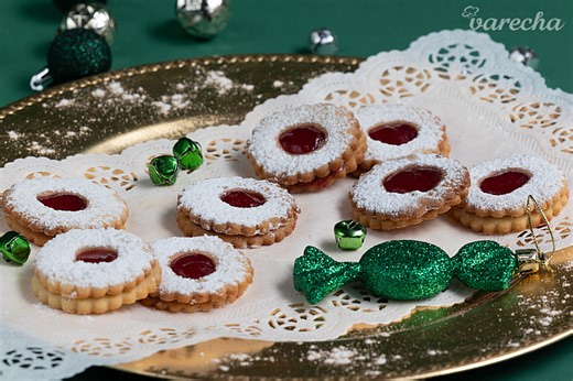 Linecké kolieska s ríbezľovým lekvárom (video)