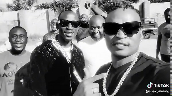 Exploring Mining Trucks on TikTok with Spaxmoneyteam and Kingbugar