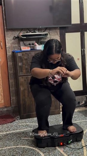 Reduce Belly Fat✅ | Exercise Vibration Plate #shorts #weightloss #ytshorts #gadgets #youtubeshorts