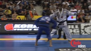 Mikey Musumeci on Instagram: "Yesterday we lost a legend to our sport. Leandro Lo inspired and had an impact on so many people. I am absolutely devastated. My condolences to all suffering as well; he will continue to live in all our hearts. And his influence will continue to inspire so many more people!! Here is a clip from 2014 worlds finals me trying to circle the mat to be cool like Leandro, but the ref was like nope you’re not cool enough PENALTY ! Rest In Peace legend. ❤️ _ 🇧🇷 Ontem a gen